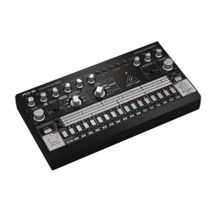 BEHRINGER RD-6-BK - аналоговая драм-машина на основе легендарной TR-606