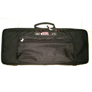 GATOR GKB-PSR20 - нейлоновый чехол для клавиш с размерами 1016 х 450 х 159 мм